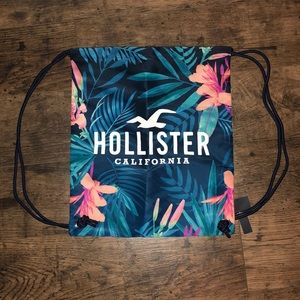 Hollister cinch bag!!